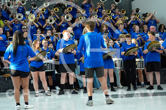 ©CGP 091225 Parade 04823