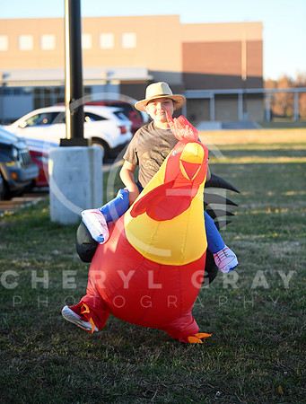 ©CGP_102722_Track or Treat_0044