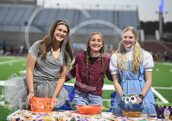©CGP_102722_Track or Treat_0349