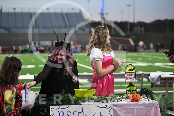 ©CGP_102722_Track or Treat_0364