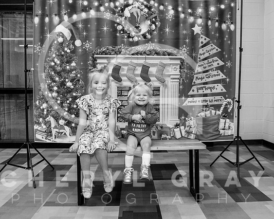 ©CGP XMAS 00584_BW_