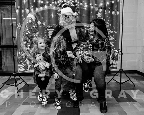 ©CGP XMAS 01400_BW_