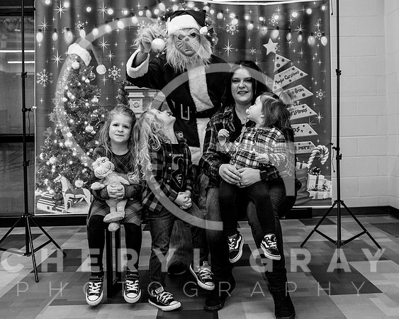 ©CGP XMAS 01471_BW_