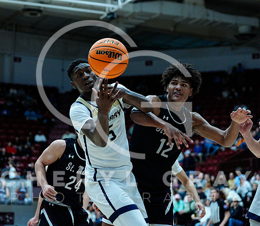 ©CGP 122824 GAME 18 Calvary vs St. Michael 00604