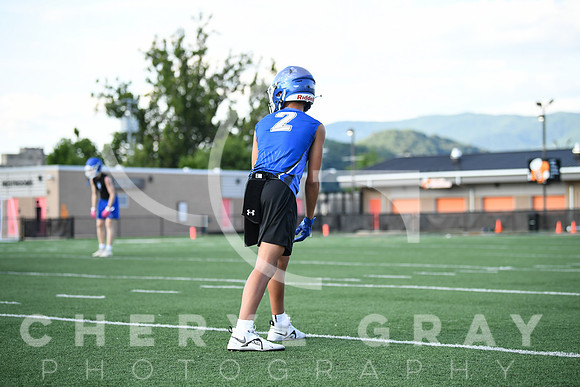 ©CGP 071124 Scrimmage WR UC ELIZ 1032