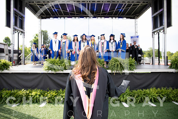 ©CGP 051626 GRAD2026 00021