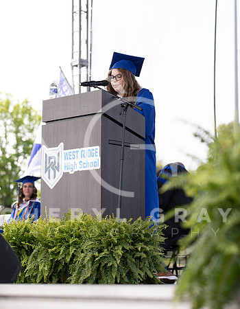 ©CGP 051626 GRAD2026 00401