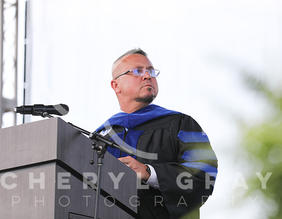 ©CGP 051626 GRAD2026 00406