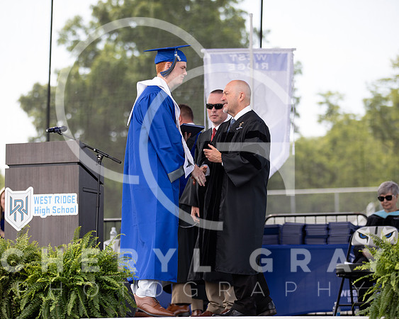 ©CGP 051626 GRAD2026 00432