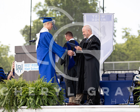 ©CGP 051626 GRAD2026 00441