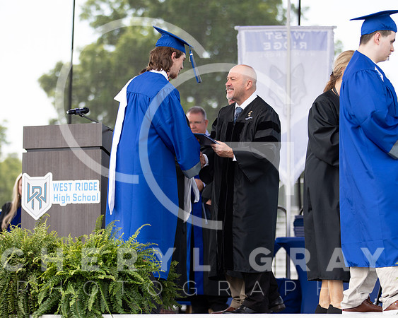 ©CGP 051626 GRAD2026 00453