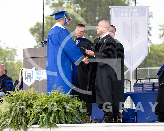 ©CGP 051626 GRAD2026 00459