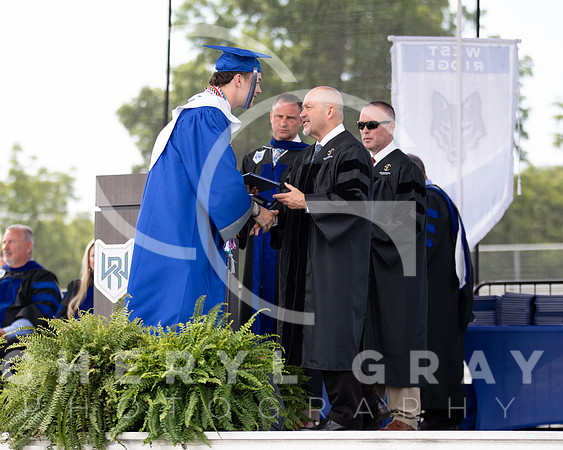 ©CGP 051626 GRAD2026 00463