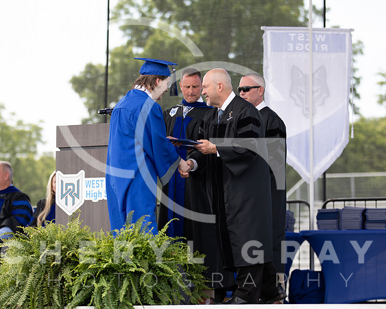 ©CGP 051626 GRAD2026 00465