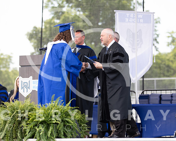 ©CGP 051626 GRAD2026 00472