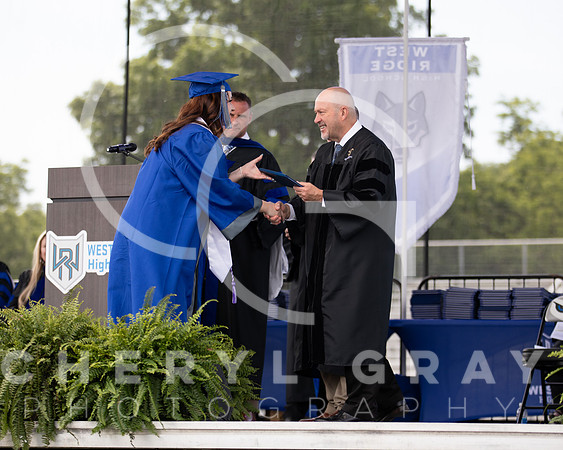 ©CGP 051626 GRAD2026 00474