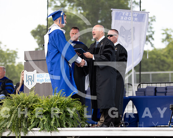 ©CGP 051626 GRAD2026 00479