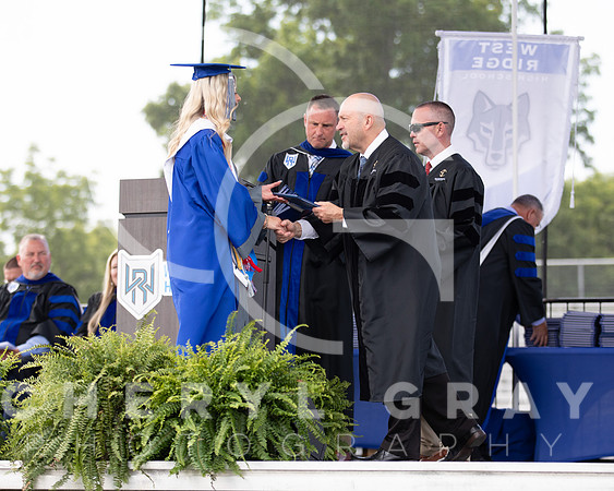©CGP 051626 GRAD2026 00489