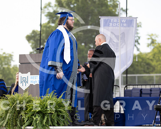 ©CGP 051626 GRAD2026 00498