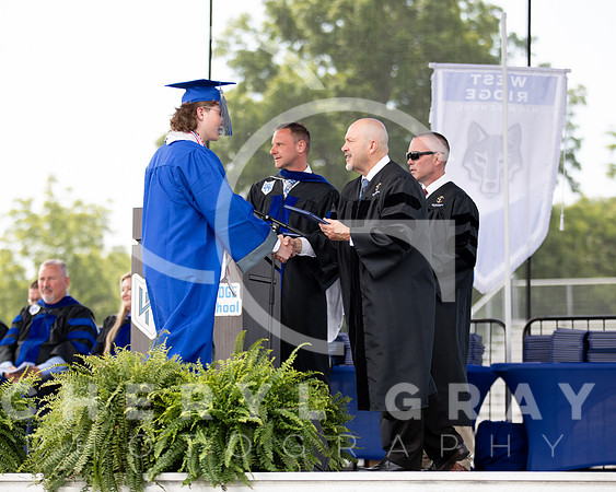 ©CGP 051626 GRAD2026 00501