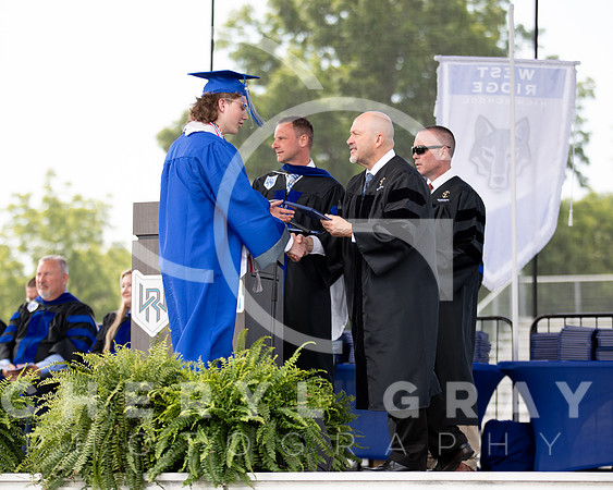 ©CGP 051626 GRAD2026 00502