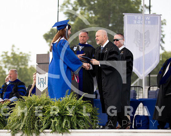 ©CGP 051626 GRAD2026 00509