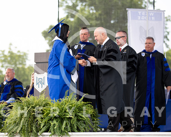 ©CGP 051626 GRAD2026 00513