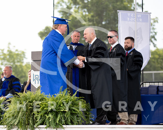 ©CGP 051626 GRAD2026 00519