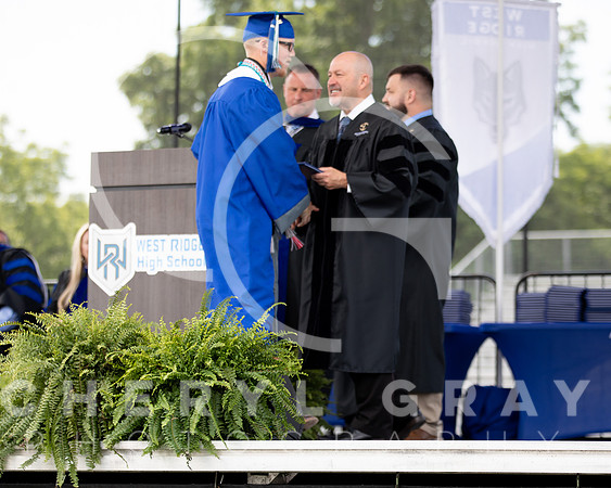 ©CGP 051626 GRAD2026 00522
