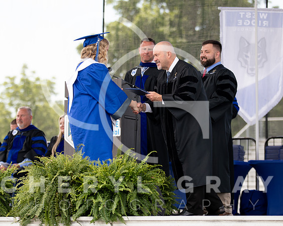 ©CGP 051626 GRAD2026 00543