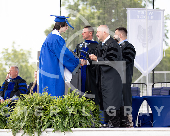 ©CGP 051626 GRAD2026 00548