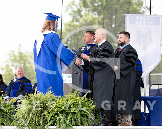 ©CGP 051626 GRAD2026 00556