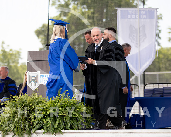 ©CGP 051626 GRAD2026 00562