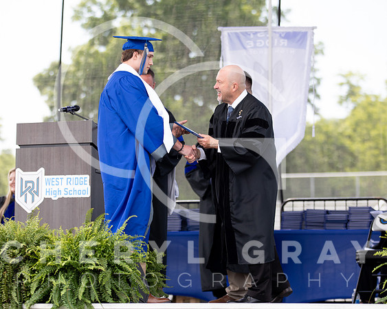 ©CGP 051626 GRAD2026 00574