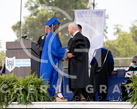 ©CGP 051626 GRAD2026 00579