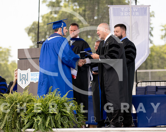 ©CGP 051626 GRAD2026 00588