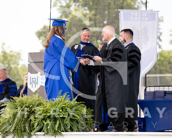 ©CGP 051626 GRAD2026 00590