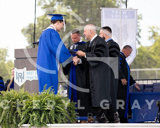 ©CGP 051626 GRAD2026 00593