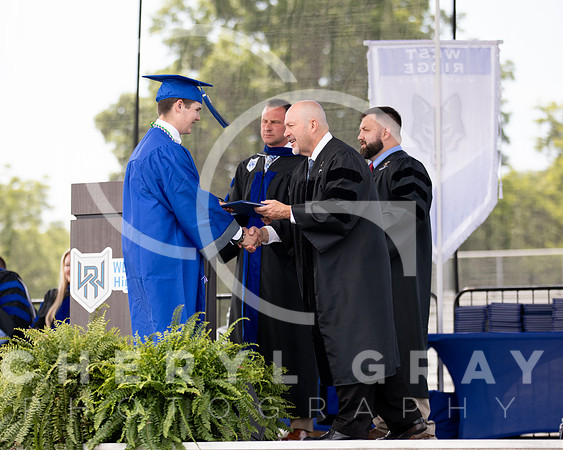 ©CGP 051626 GRAD2026 00596