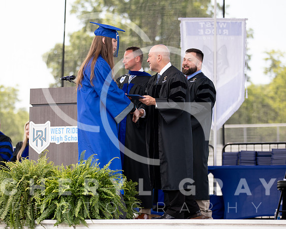 ©CGP 051626 GRAD2026 00600