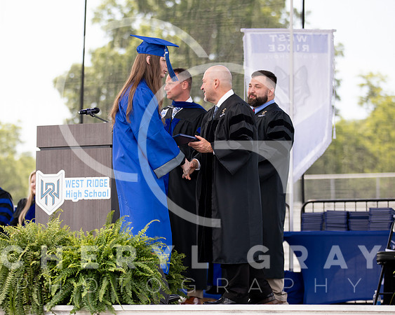 ©CGP 051626 GRAD2026 00601