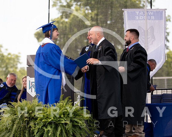 ©CGP 051626 GRAD2026 00608