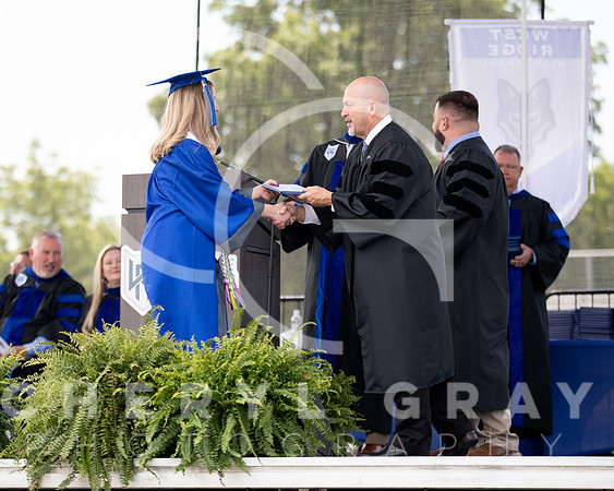 ©CGP 051626 GRAD2026 00606