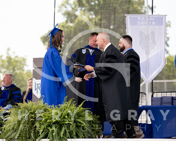 ©CGP 051626 GRAD2026 00621