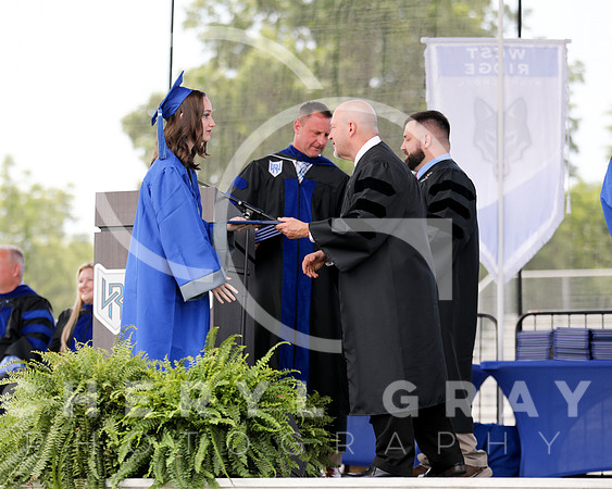©CGP 051626 GRAD2026 00622