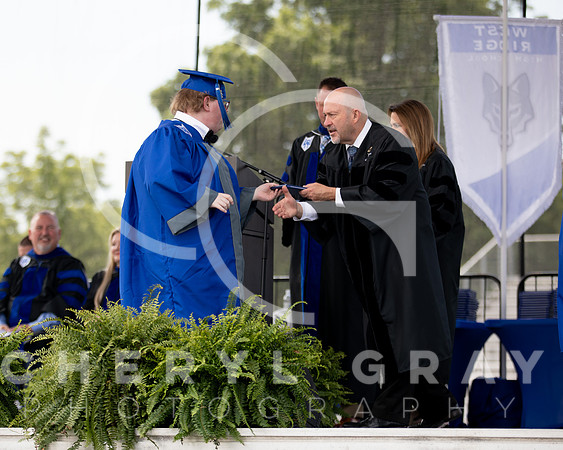 ©CGP 051626 GRAD2026 00631