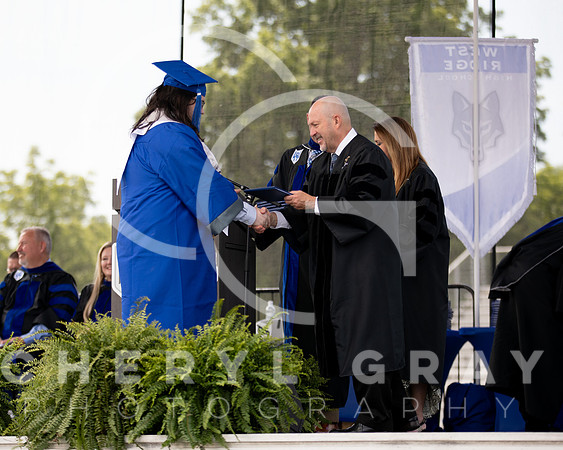 ©CGP 051626 GRAD2026 00634