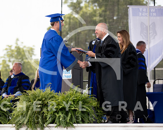 ©CGP 051626 GRAD2026 00646