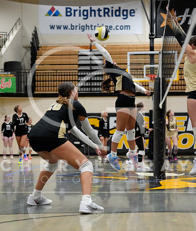 ©CGP 072126 DCHSvball26 00976