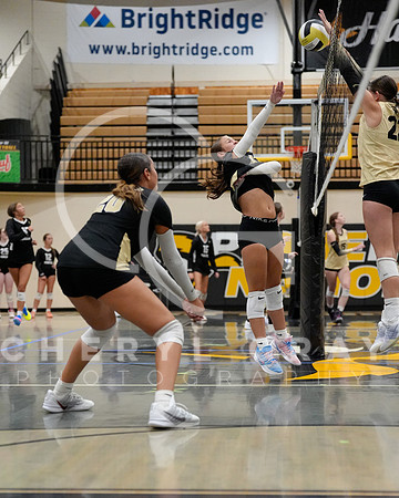 ©CGP 072126 DCHSvball26 00978